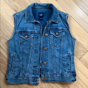 Gap denim vest size ca